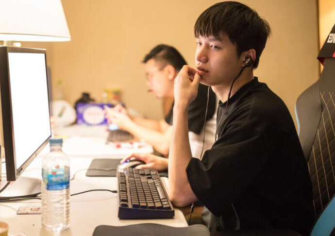 STAR SPORTS-JackeyLove连续二十场比赛得分超过战术调整，加拿大队挑战极限！的简单介绍