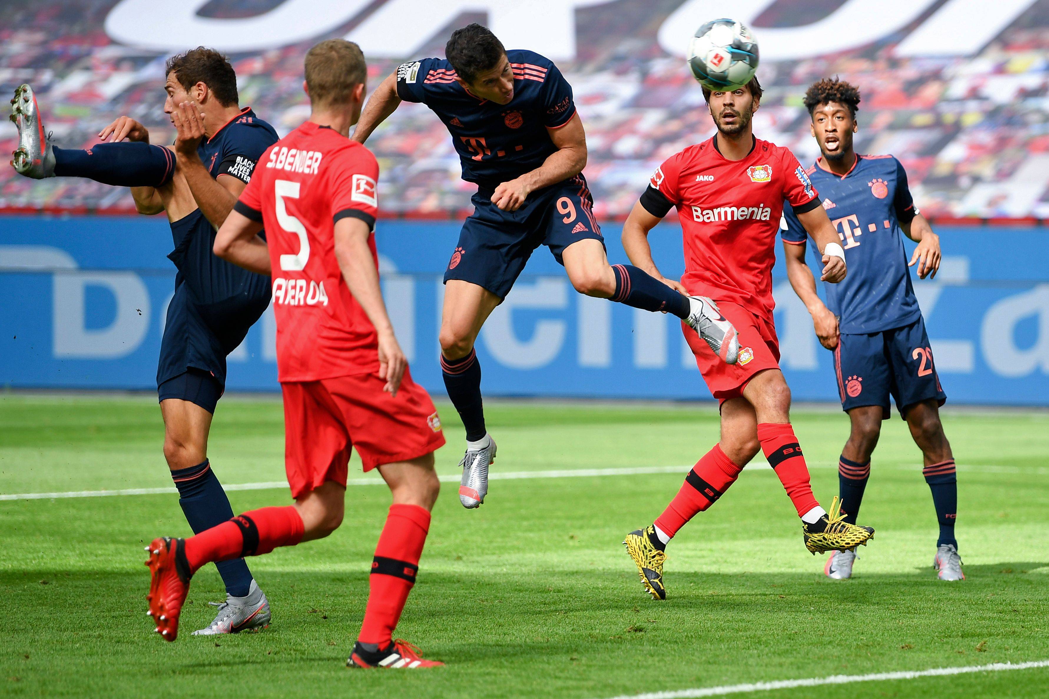 星空体育-关于莱万多夫斯基连续七场比赛得分超过突破纪录，拜仁挑战极限！的信息